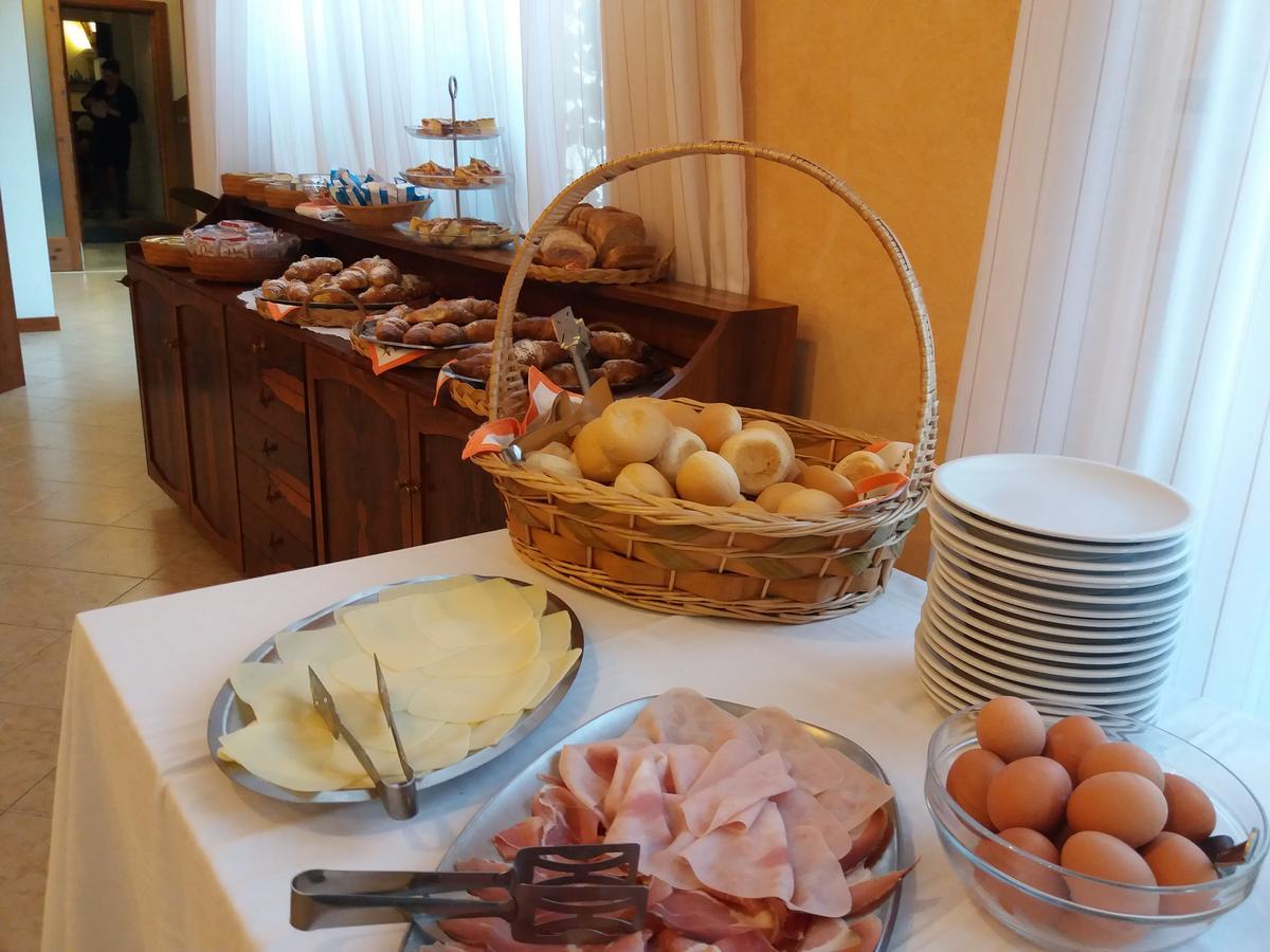 Hotel Del Negro Sùtrio Εξωτερικό φωτογραφία